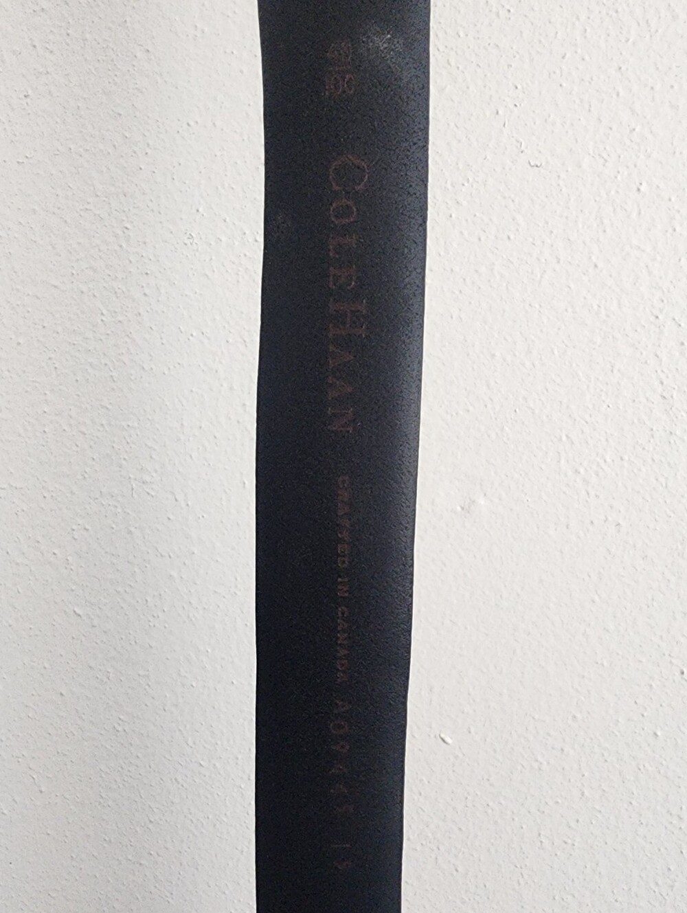 Cole Haan Black Leather Belt Silver Buckle Men Size 44 Crafted in Canada - Picture 8 of 13